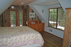 Main cabin bedroom
